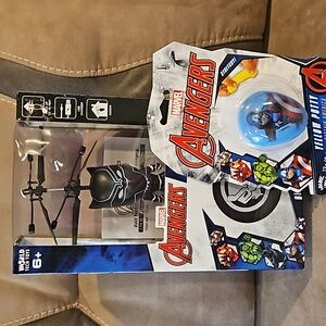 NIB 2-Piece Marvel Adventures Black Panther RC Helicopter & Putty Toy Bundle Set